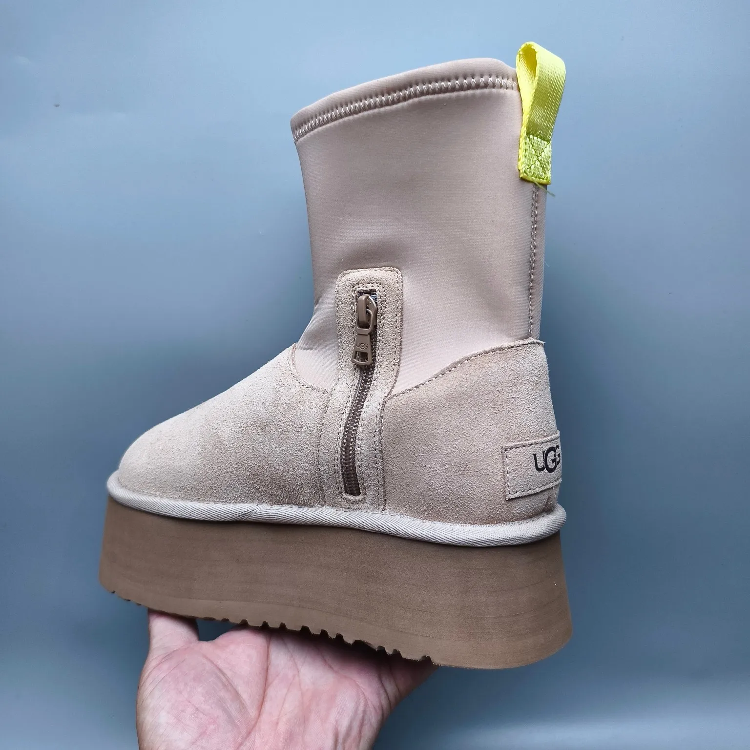 💰560 UGG sheepskin all-in-one snow boots 4031 Thick-soled elastic mid-cut casual style Color: Maroon Black Sand Size: 35-40